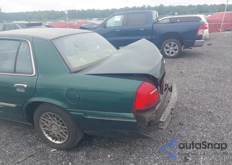 2000 Mercury Grand Marquis Gs z USA, uszkodzony, nr VIN 2MEFM74W3YX627146